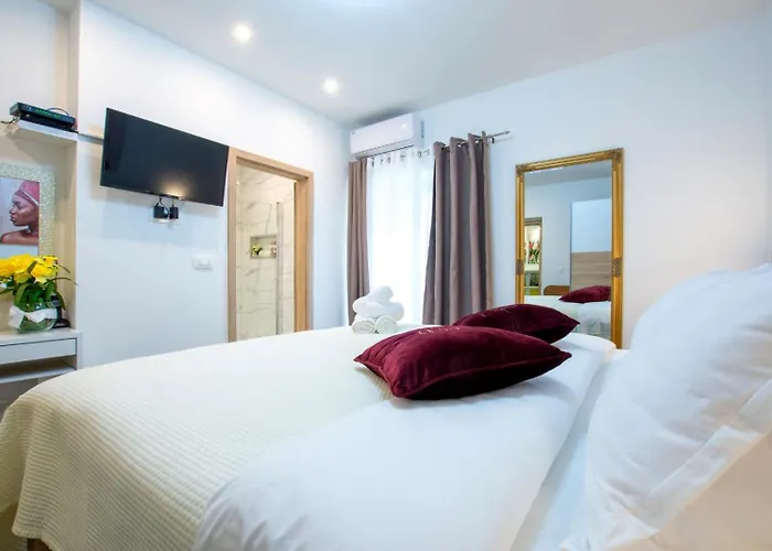 Lux 3*